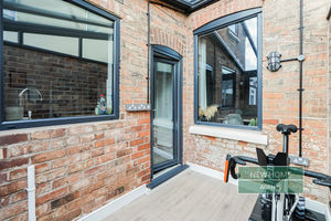 Photo 5- click for photo gallery